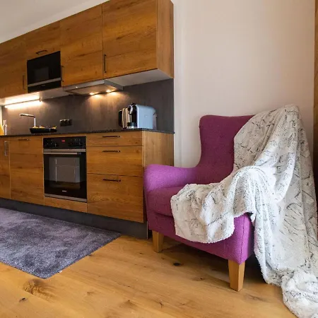 Luxury In The Citycenter Of Mariapfarr